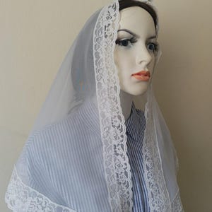 114) White Lace Chapel Veil , Catholic Mantilla Head Covering , Traditional Veil for Mass or Prayer