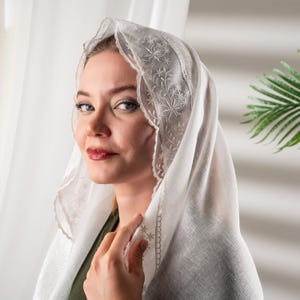 Ivory Linen Veil, Catholic Veil for Mass, Cathedral Veil, Bridal Veil Short, Mantilla Veil, Church Veil, Orthodox Christian Veil image 7