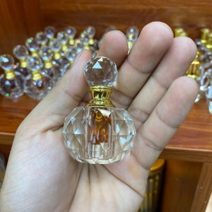 Pure Wild Sinking Black Kynam Agarwood Oil | 100% Natural Forest Agarwood Oil | 1 gram | Kinam Agarwood |