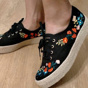 [ KEDS]★VINTAGE CHAMPION RIFLE PAPER HIDE RANGER Keds® X Rifle Paper Co.™ Vintage Champion Sneakers For Women