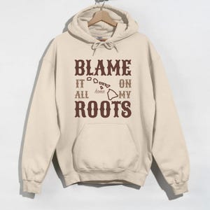 HAWAII Map Hoodie, Honolulu Sweatshirt, Hawaiian Pride, Aloha State, Hawaiian Roots, Vintage Surfer Sweater