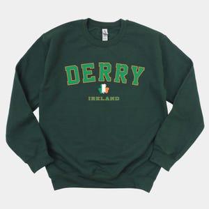 DERRY Ireland Collegiate Varsity Crewneck Unisex Sweatshirt