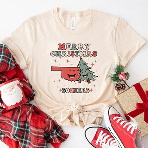 Merry Christmas Sooners, Retro Oklahoma Pride, Oklahoma Vintage Tee, Sooner State, Groovy Xmas, Game Day Apparel