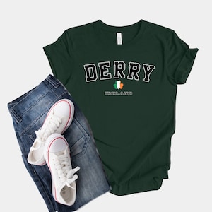 DERRY Ireland Collegiate Varsity Crewneck Unisex T-shirt, Irish Pride Sweatshirt, Saint Patrick Shirt