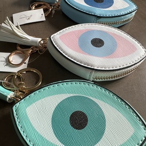 Mati Evil Eye, billetera pequeña en blanco, verde azulado y azul claro