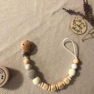 Pacifier chain with name