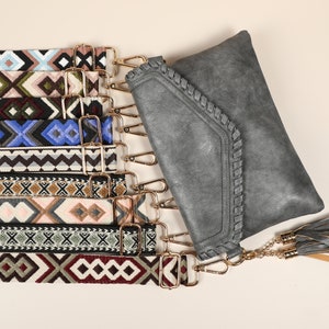 Leren grijze schoudertas, Crossbody tas met verschillende brede riem, Crossbody schoudertas voor dames, Fanny pack met riem, vriendin cadeau