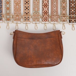 Veganistisch leren bruine Crossbody schoudertas voor dames met extra patroonriemen, leren schoudertas, Crossbody tas met verschillende kleuren