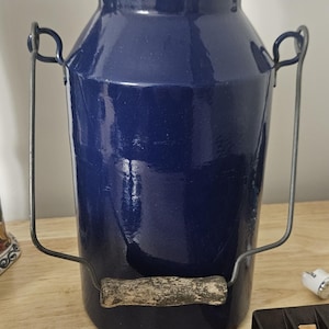 Vintage Enamel Milk Can – Blue Metal Milk Churn Farmhouse Decor Rustic Country Kitchen
