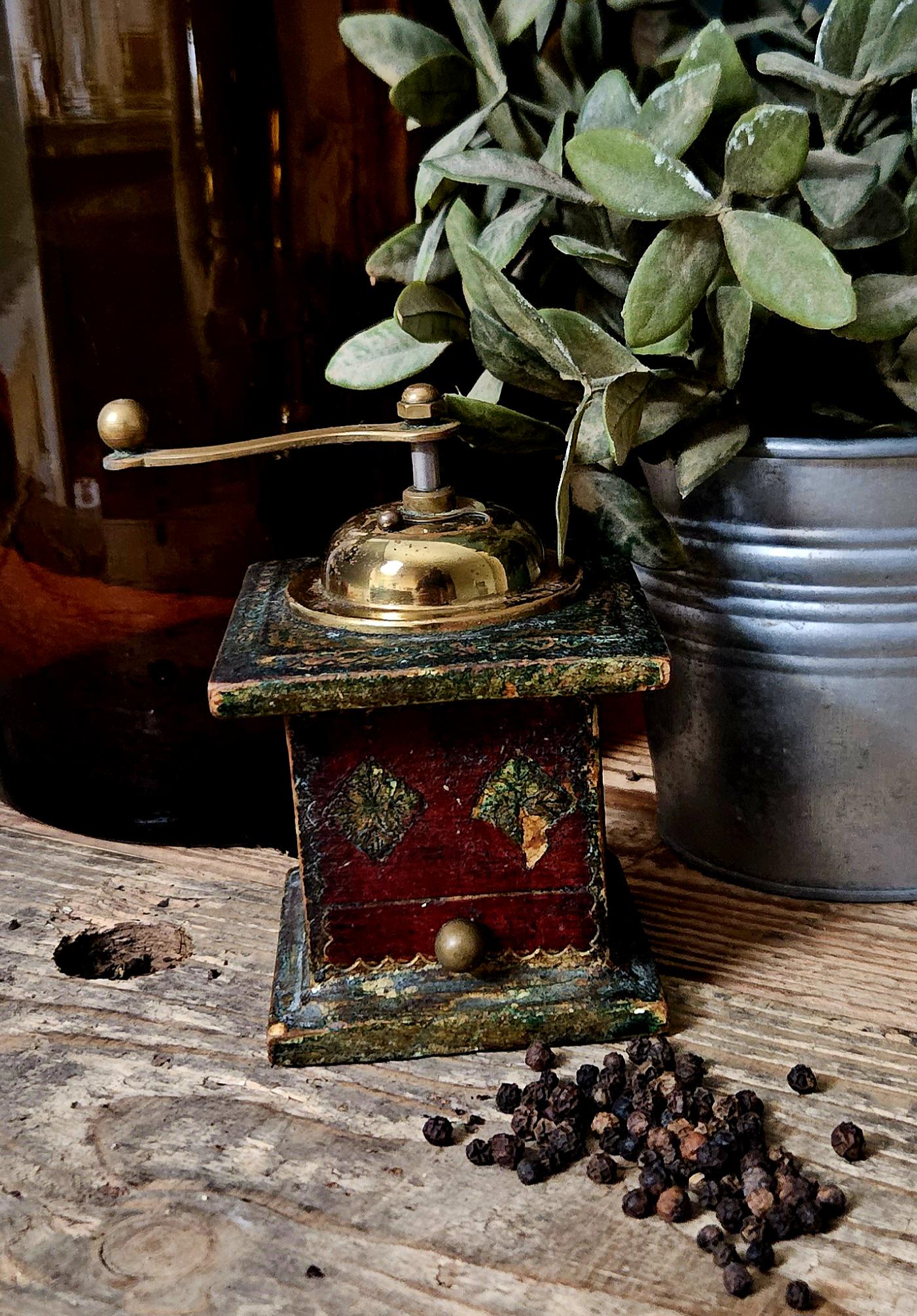 Vintage Italian Coffee Grinder - Etsy