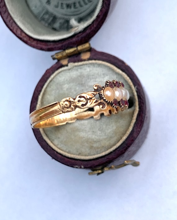 Antique Georgian Gold, Pearl & Garnet Ring - image 6