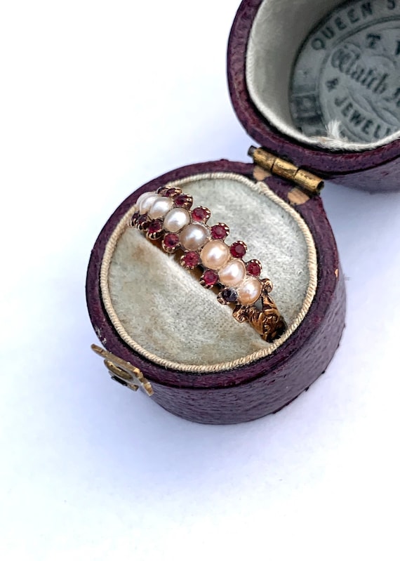 Antique Georgian Gold, Pearl & Garnet Ring - image 4