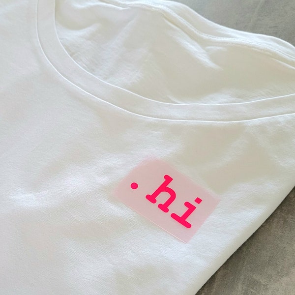 Iron-on image "hi" to iron onto shirts, bags, etc.