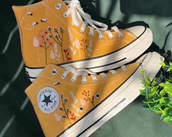 Embroidered Converse/ Custom Converse Colorful Bees And Flower Garden/ Flower Converse/Mommy And Me Outfits/Custom Logo 1970s