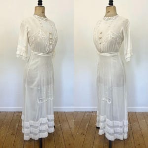 Antique Edwardian dress 1910s