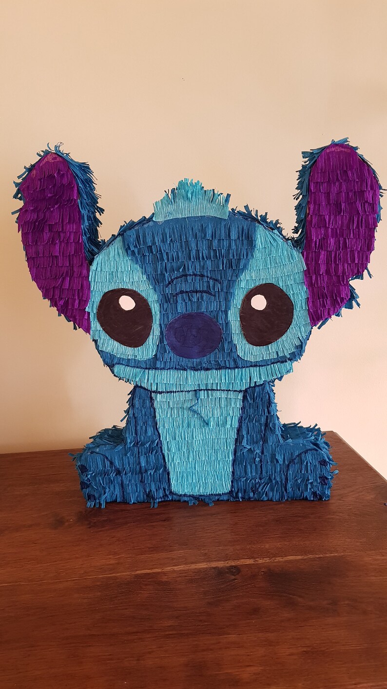 Pinata Party Olaf Chest of Libs Minions Heart - Etsy