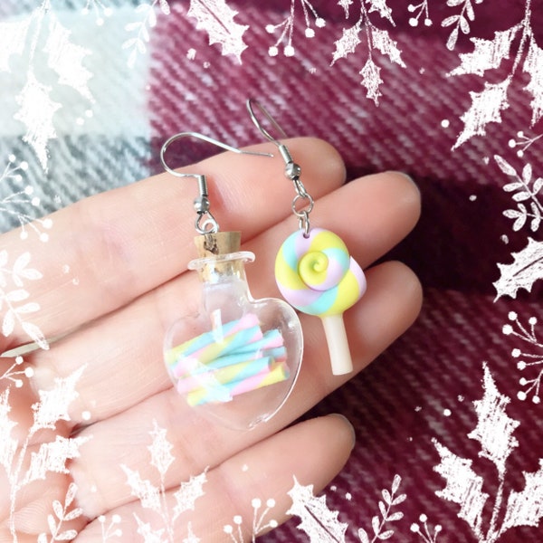 Boucles d’oreilles arc-en-ciel Kawaii Lollipop ~ Mignon Fimo Polymer Clay Handmade Gift Candy Sweet Sugar Candy Pastel ~ bouteille de bonbons sucette