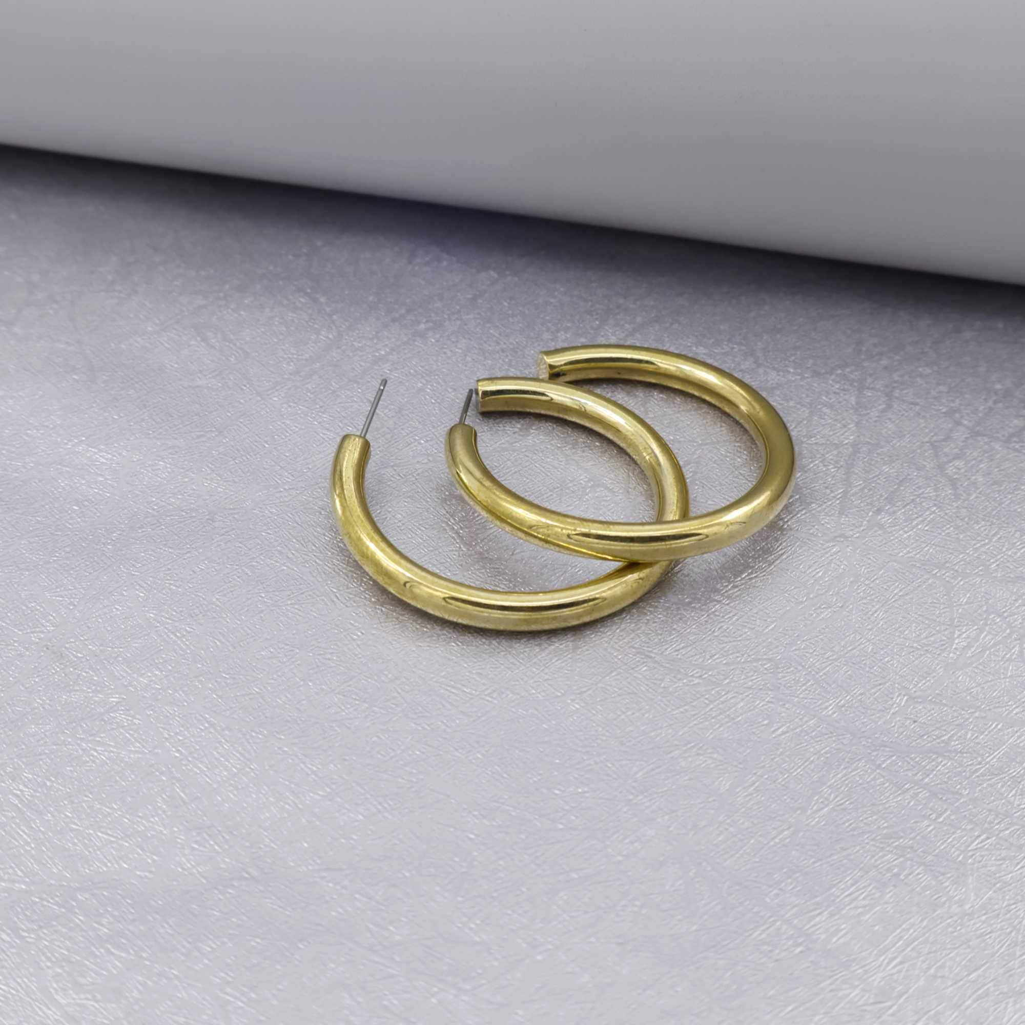 Klassische Gold Hoop Ohrringe - Minimalist Alltags-Stil, Halloween-Geschenke