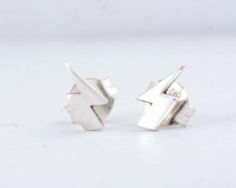 Tiny Lightning Bolt oorbellen zilver licht minimale Sterling zilveren geometrische oorbellen