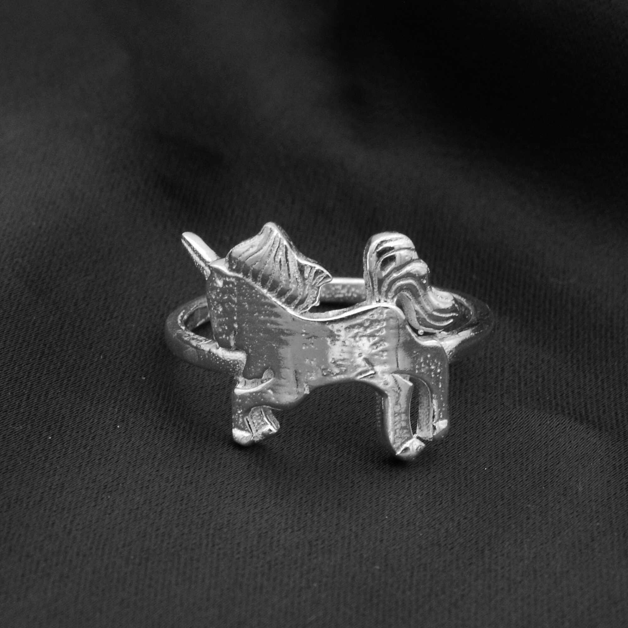 Unisex Horse Gold Ring, Horse Rider Gift, Animal Jewelry, Handmade Mini Horse Ring, Gift for Horse Lover, mother day gifts,silver horse ring