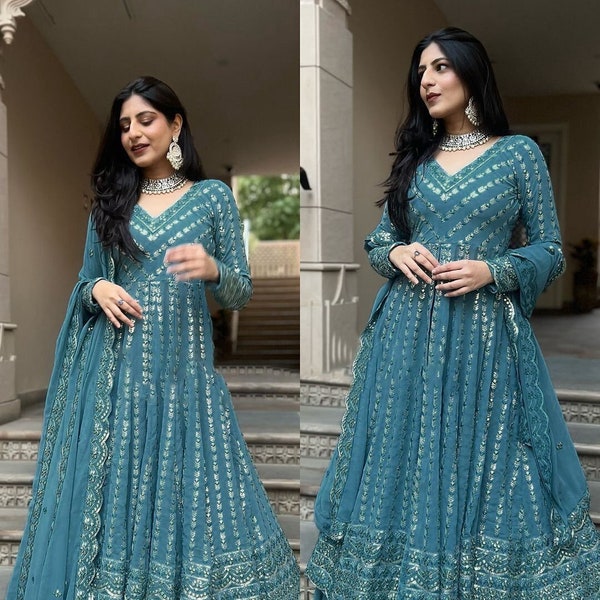 Belle séquence brodée longue Anarkali Kura Lehenga avec ensemble Dupatta, costume Anarkali 3 PC entièrement évasé pour femme