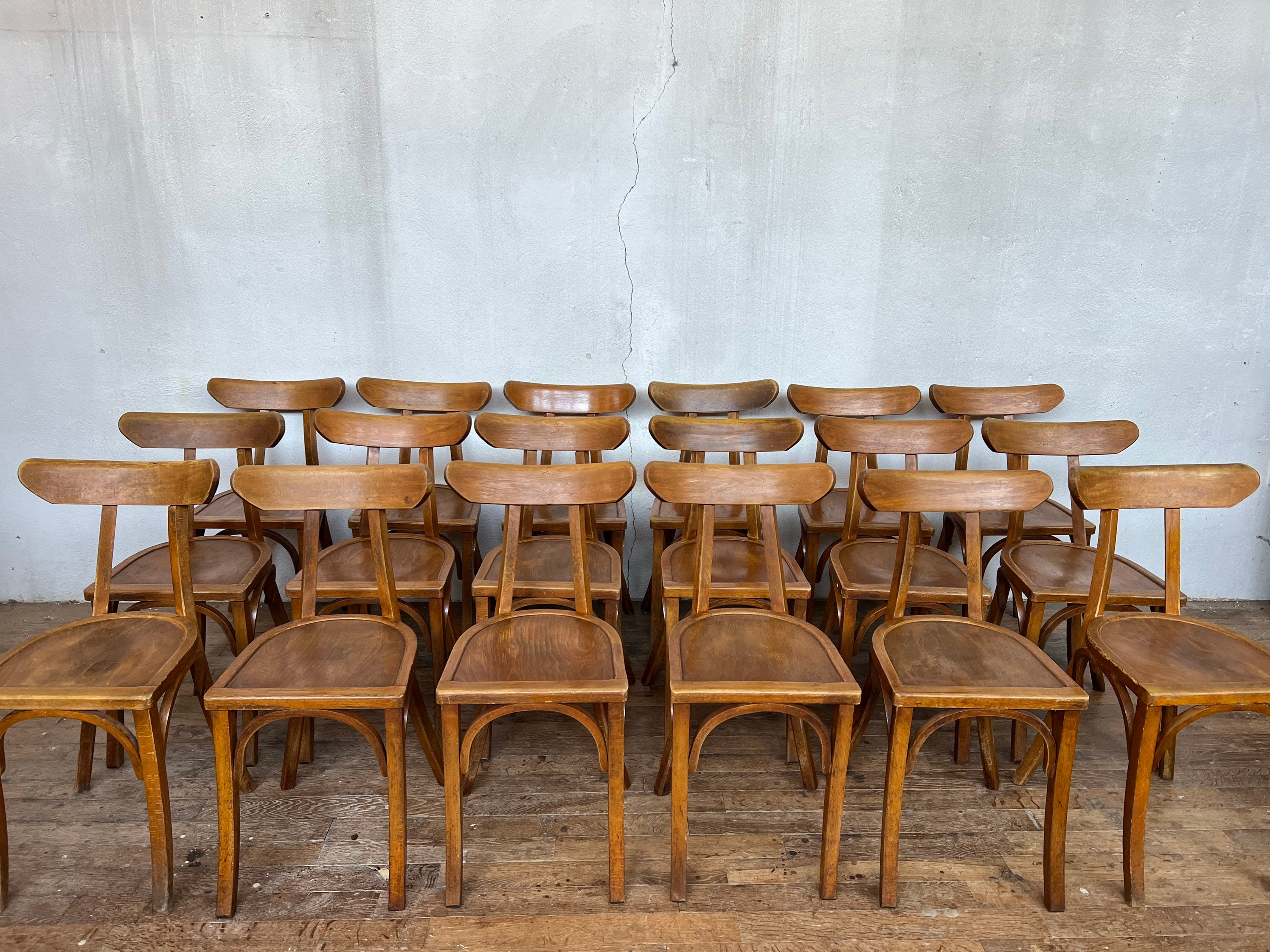 Série De 40 Chaises