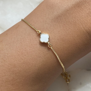 White Clover Bracelet 18k Gold Plated With Adjustable Slider And Dangly Rhinestone Ends, Dainty, Womens Bracelet, Womens Gift