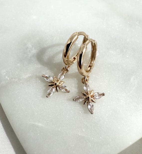 18k Gold Plated Floral Star Hoop Earrings