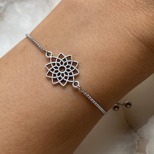 Lotus Blume Armband mit verstellbarem Schieber, Yoga Armband, Meditation Armband Geschenkidee, Frauen Armband, Geschenk für sie