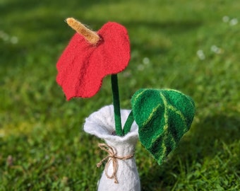 Flamingo flower felted, anthurium red, red felt flowers with felt leaf, handmade