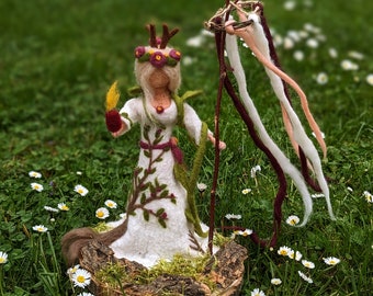 Felt figure for the Beltane festival, annual cycle festival, goddess felted, handmade unique piece