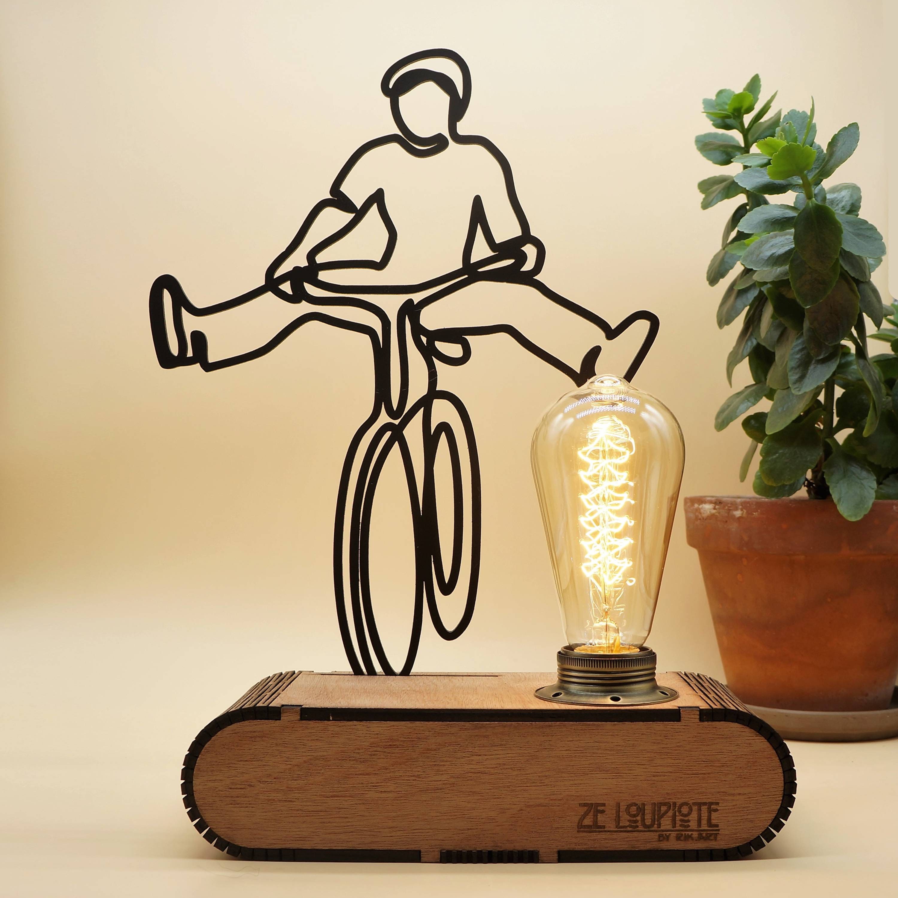 Lampe à Poser en Bois, Ze Loupiotedesign Modèle Joie de Vivre.