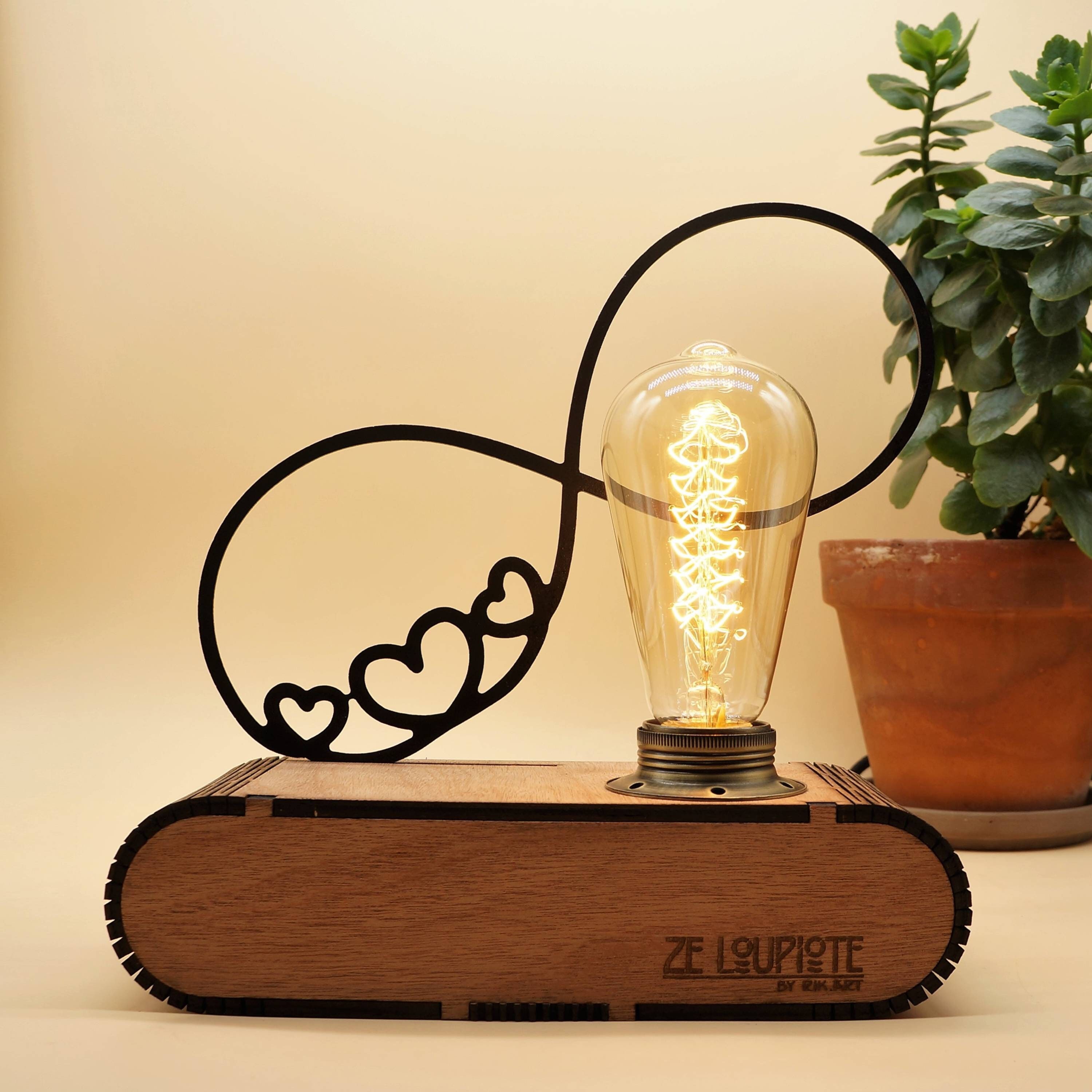 Lampe à Poser en Bois, Ze Loupiotedesign Modèle Infini.