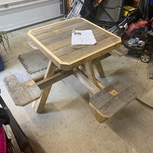 Four Seater Picnic Table DIY