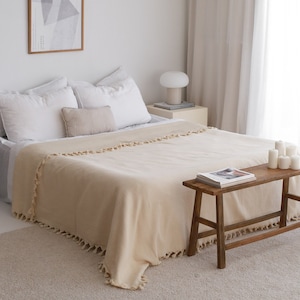 Beige Cotton throw blanket is large and soft.
Throw blanket is eco friendly gift. Organic cotton throw is all season blanket.Soft king cotton bedspread is breathable and lightweight blanket.