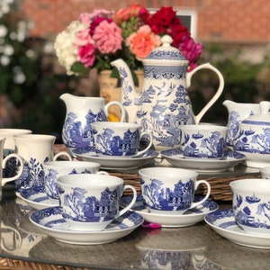 Vintage English Blue Willow Tea Set, Lots Pcs of Teaware, Suger/Creamer, Teacups/Saucers, Coffee Mugs, Blue and White, Chinoiserie