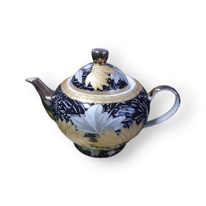 Floral Fine Porcelain Teapot