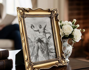Gold Baroque Resin Picture Frame 8x10 – Ornate Vintage-Style Tabletop Wall Hanging (NOS)