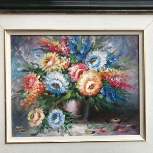 1980s Oil Painting of Flowers, Vintage Paintings Original, Still Life, Framed and Signed by Artist, Painting on Canvas