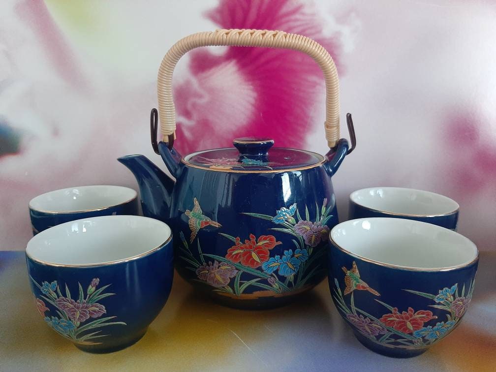 Cobalt Blue teapot – Jami Ray Vintage