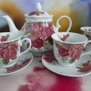 Vintage Floral Tea Pot Set, Rose Pattern, Tea Cup and Saucer, Tea Set,  Tea Cups and Set