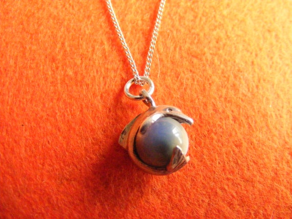 Vintage Sterling Silver Necklace With a Sterling Silver Dolphn on Blue Orb  Pendant - Etsy