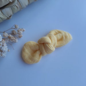 Noeud barrette cheveux tissu double gaze sur barrette, pince crocodile, système antiglisse, pince clic clac ou Élastique. mimosa