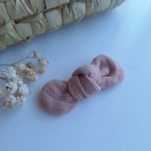 Noeud barrette cheveux tissu double gaze sur barrette, pince crocodile, système antiglisse, pince clic clac, ou Élastique. rose nude