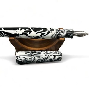 B&W- Barrington Model - Handmade Artisan Fountain Pen