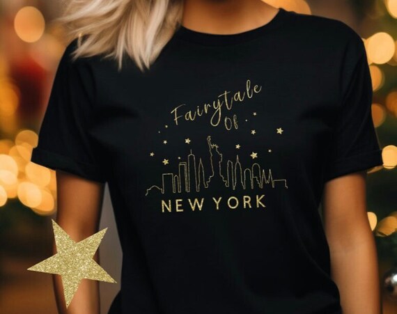 Glitter Fairytale of New York Skyline Christmas T Shirt