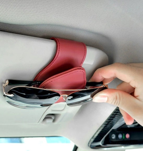 Weihnachten Sonnenbrillenhalter für Auto Visier Sonnenbrille Clip  Magnetische Lederbrille Brillenhalter LKW Auto Innenraum Zubehör Universal  für Frau Ma