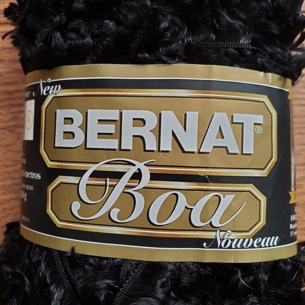 Bernat Boa color RAVEN 81040 vintage yarn Super Bulky black