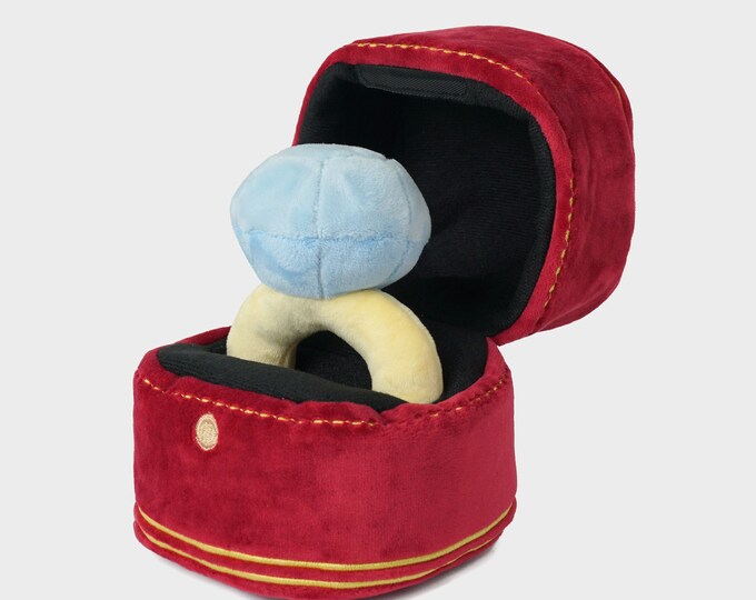 HOWLPOT Diamond Ring Dog Pet Toys Chew Durable Training Squeaky Stress