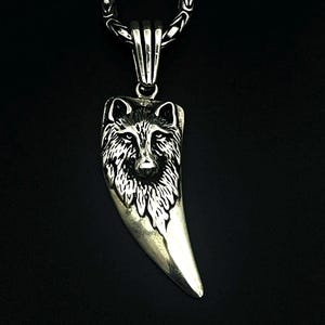 925 Sterling Silver Wolf Fang Pendant Necklace for Men – Norse Viking Wolf Tooth Amulet – Tribal Animal Totem Jewelry  Handmade Gift for Him